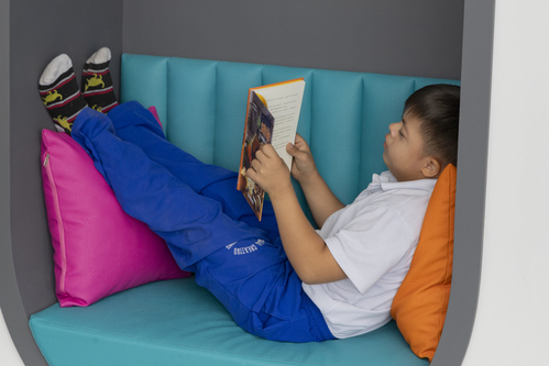 Los espacios bibliotecarios o academicos transformados incentivan la creatividad y la apropiacion